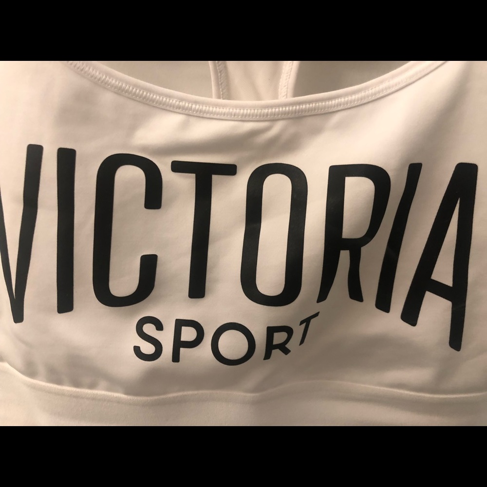 Victoria’s Secret Workout Bra - Picture 4 of 4